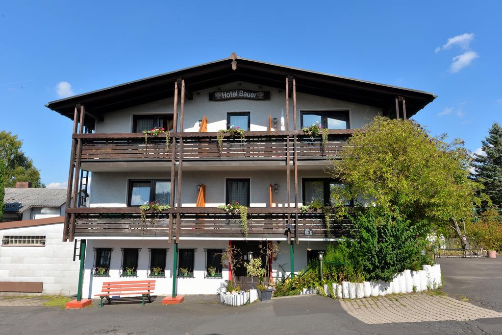 Antjes Schmankerlhotel Und Restaurant Tröstau Exterior foto