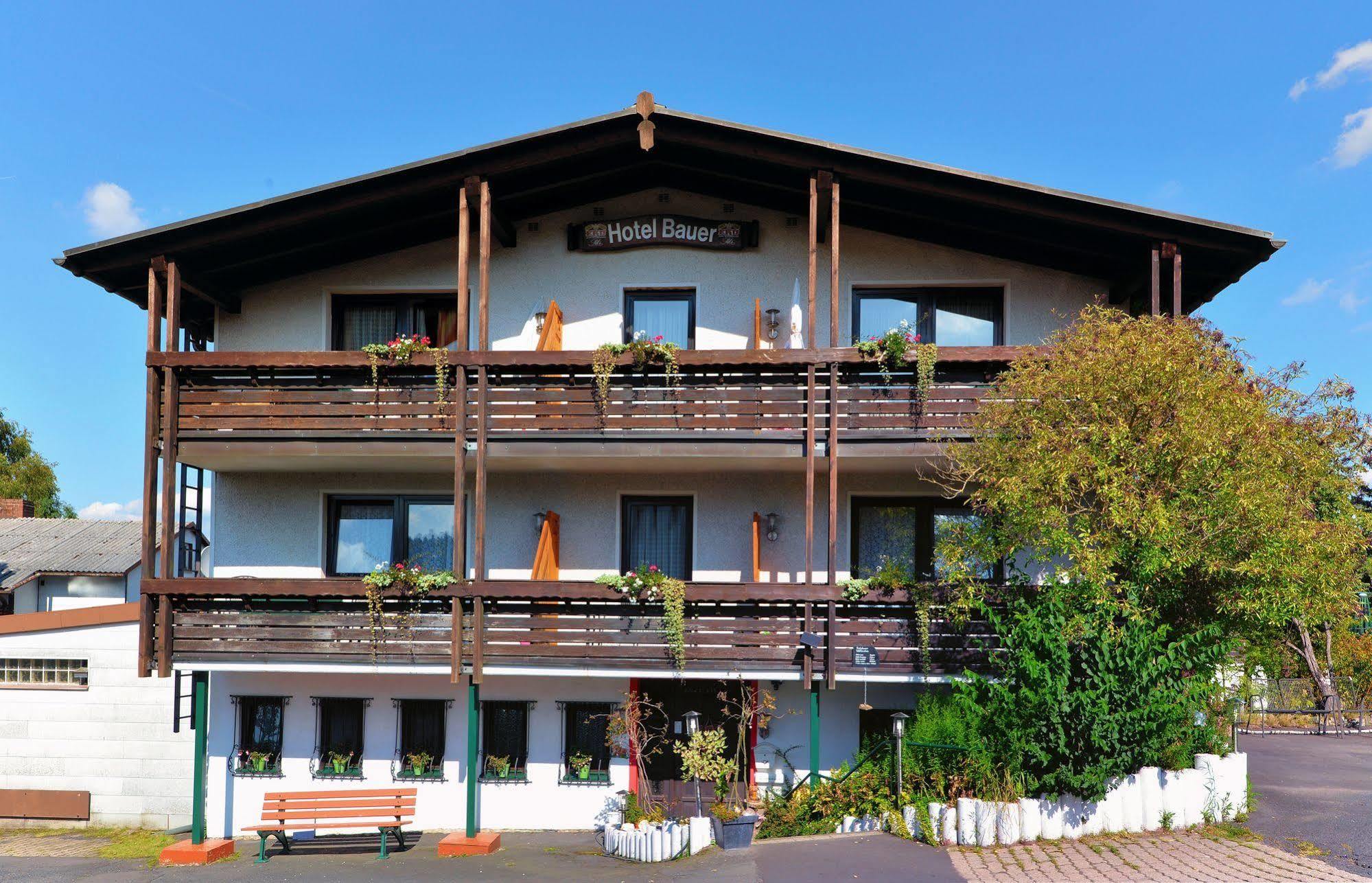 Antjes Schmankerlhotel Und Restaurant Tröstau Exterior foto