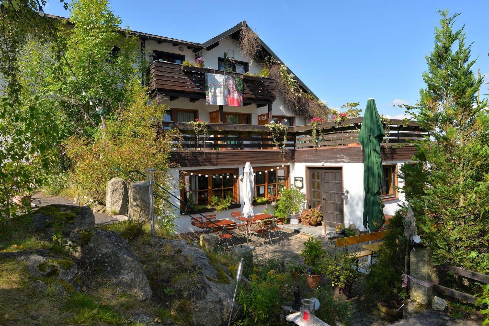 Antjes Schmankerlhotel Und Restaurant Tröstau Exterior foto